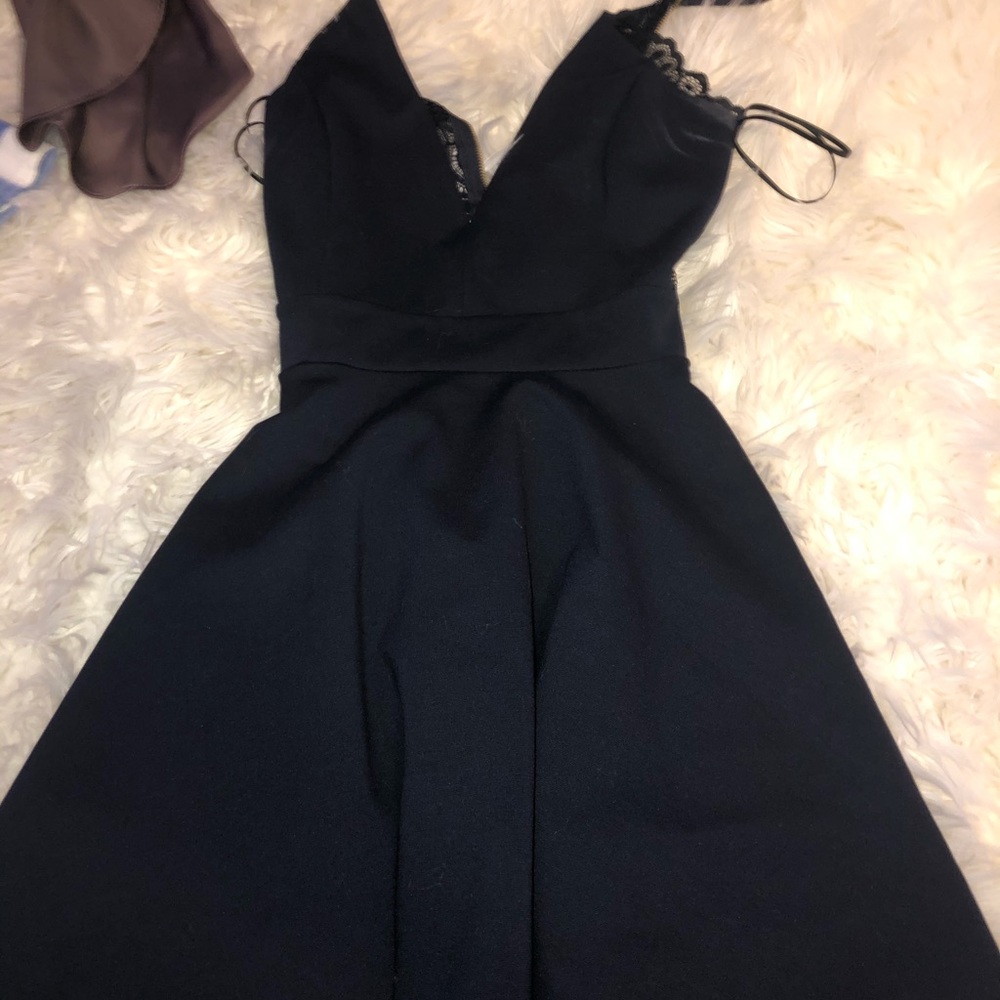 dark blue windsor homecoming dress